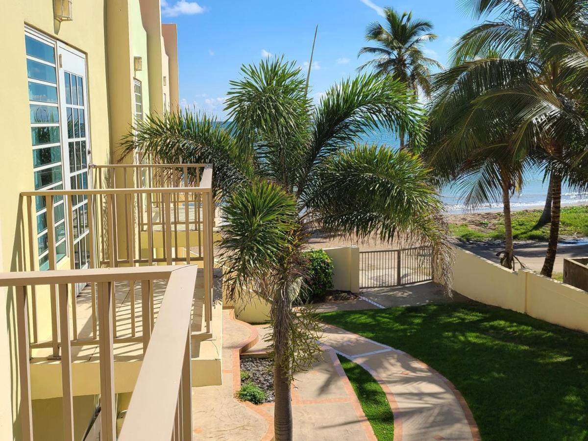 Hotel Lucia Beach Ябукоа Экстерьер фото